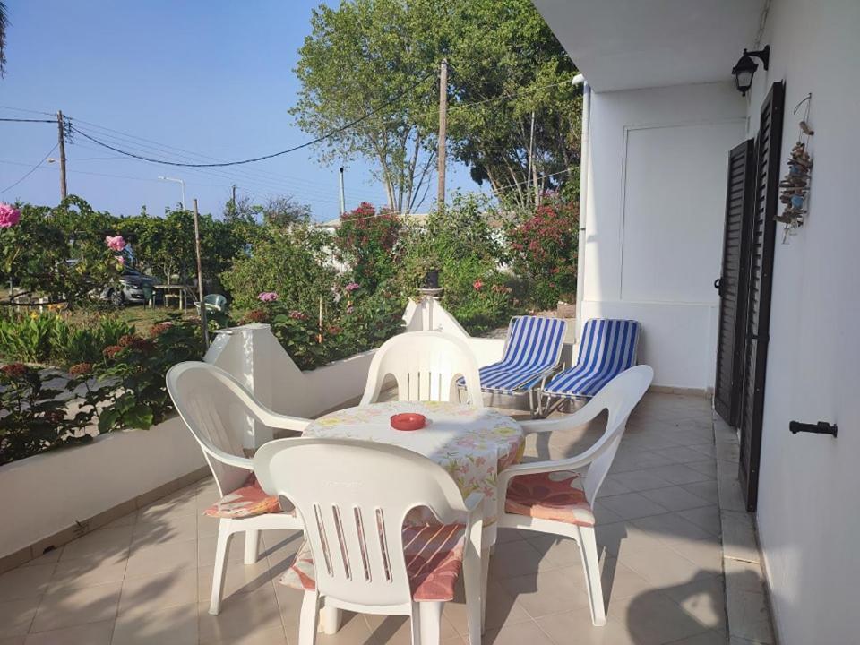 Eftichia Apartment Roda  Exterior foto