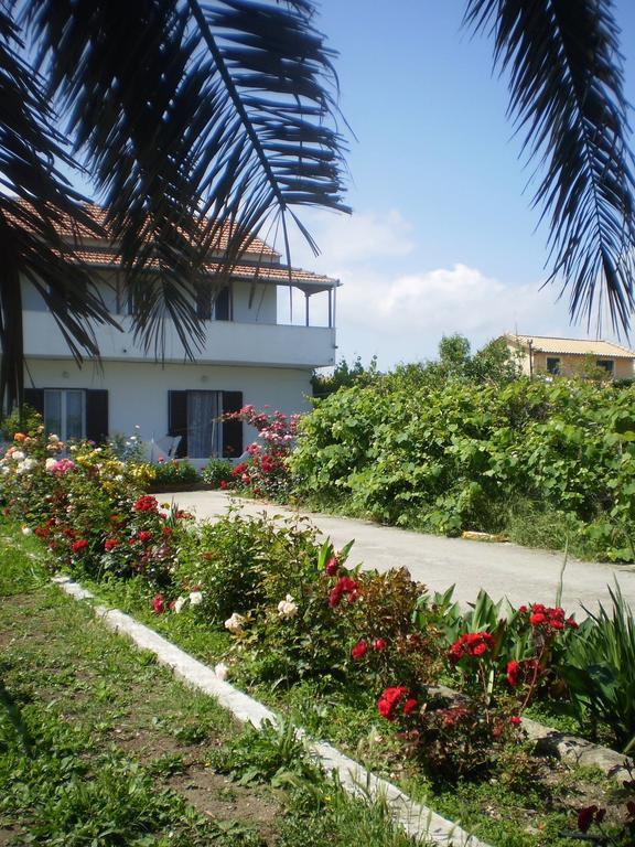 Eftichia Apartment Roda  Exterior foto